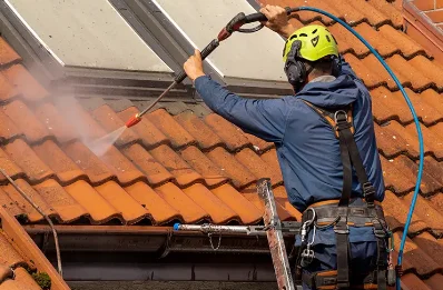 Démoussage et hydrofuge de toiture à Lebucquière